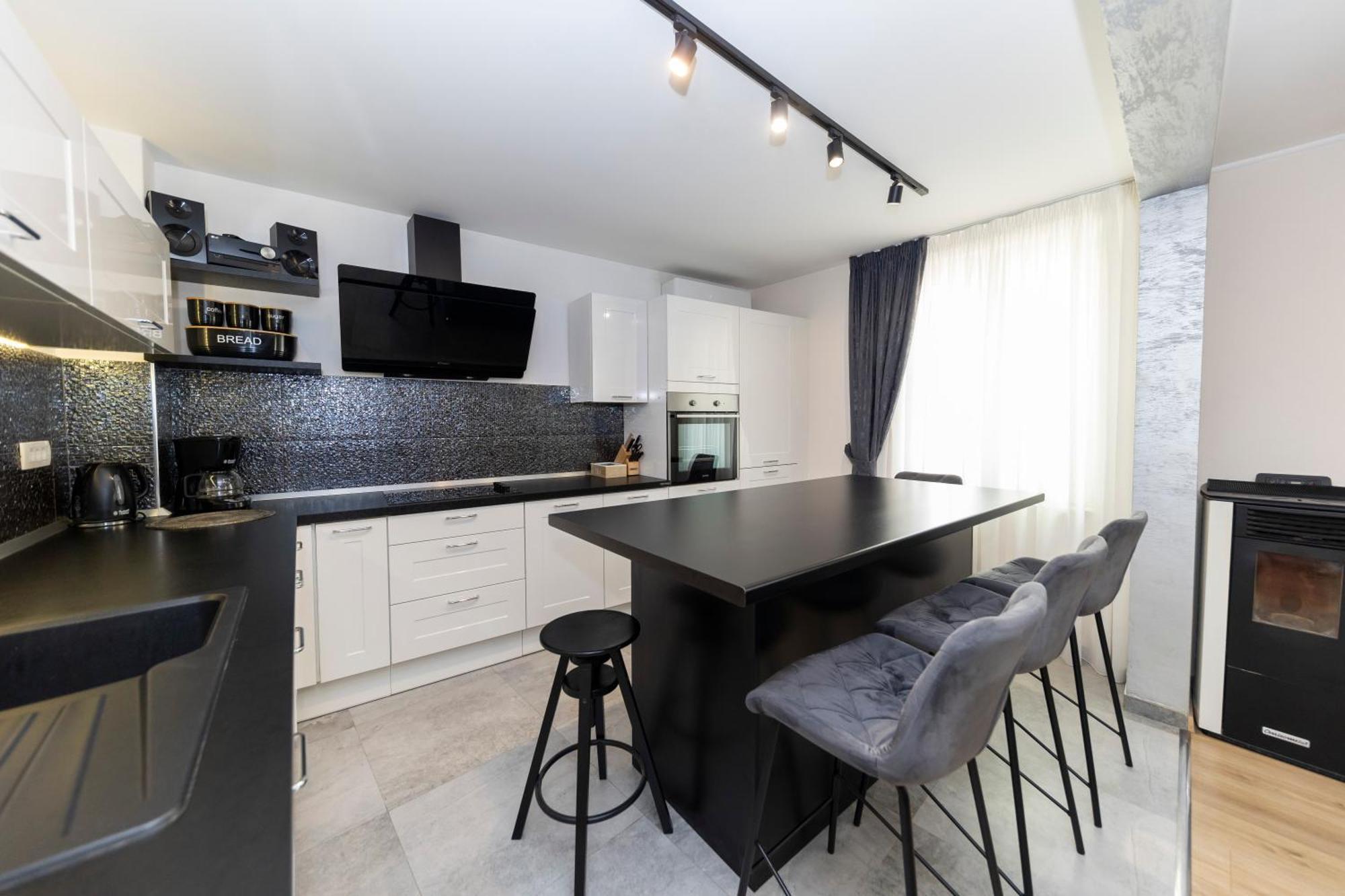 Nikky 2Br Apt. In Old Town Centre Zadar Bagian luar foto
