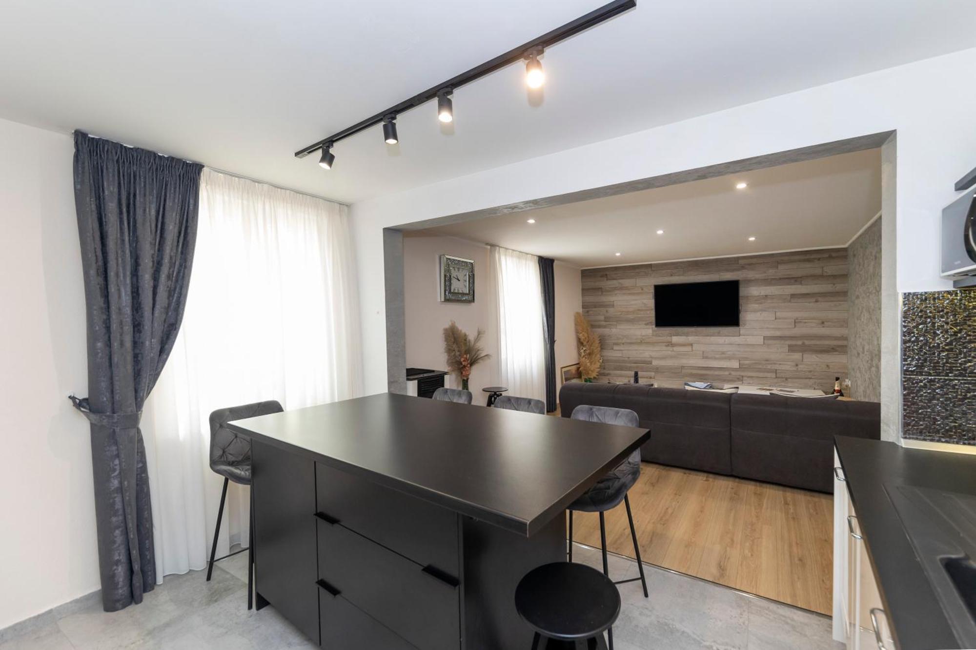 Nikky 2Br Apt. In Old Town Centre Zadar Bagian luar foto