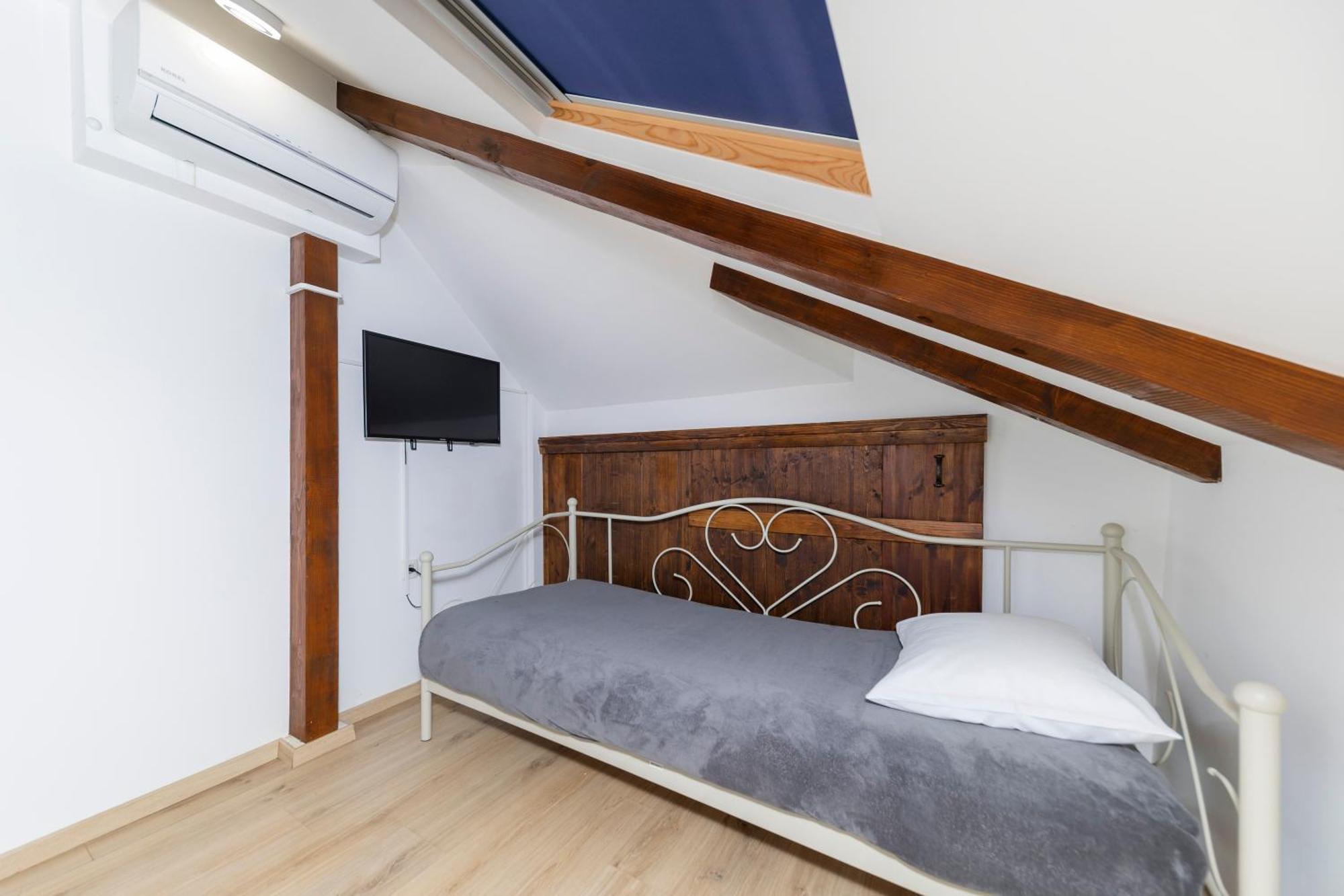 Nikky 2Br Apt. In Old Town Centre Zadar Bagian luar foto
